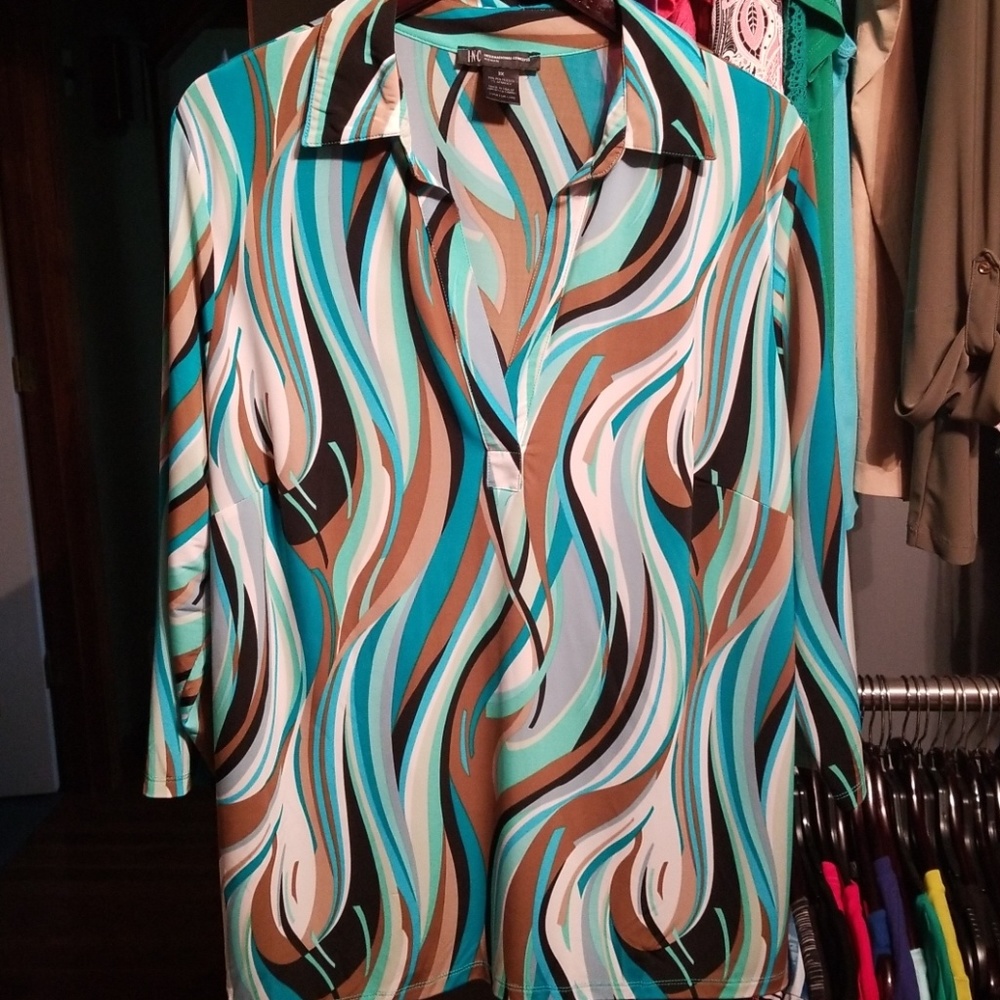 Cute blouse